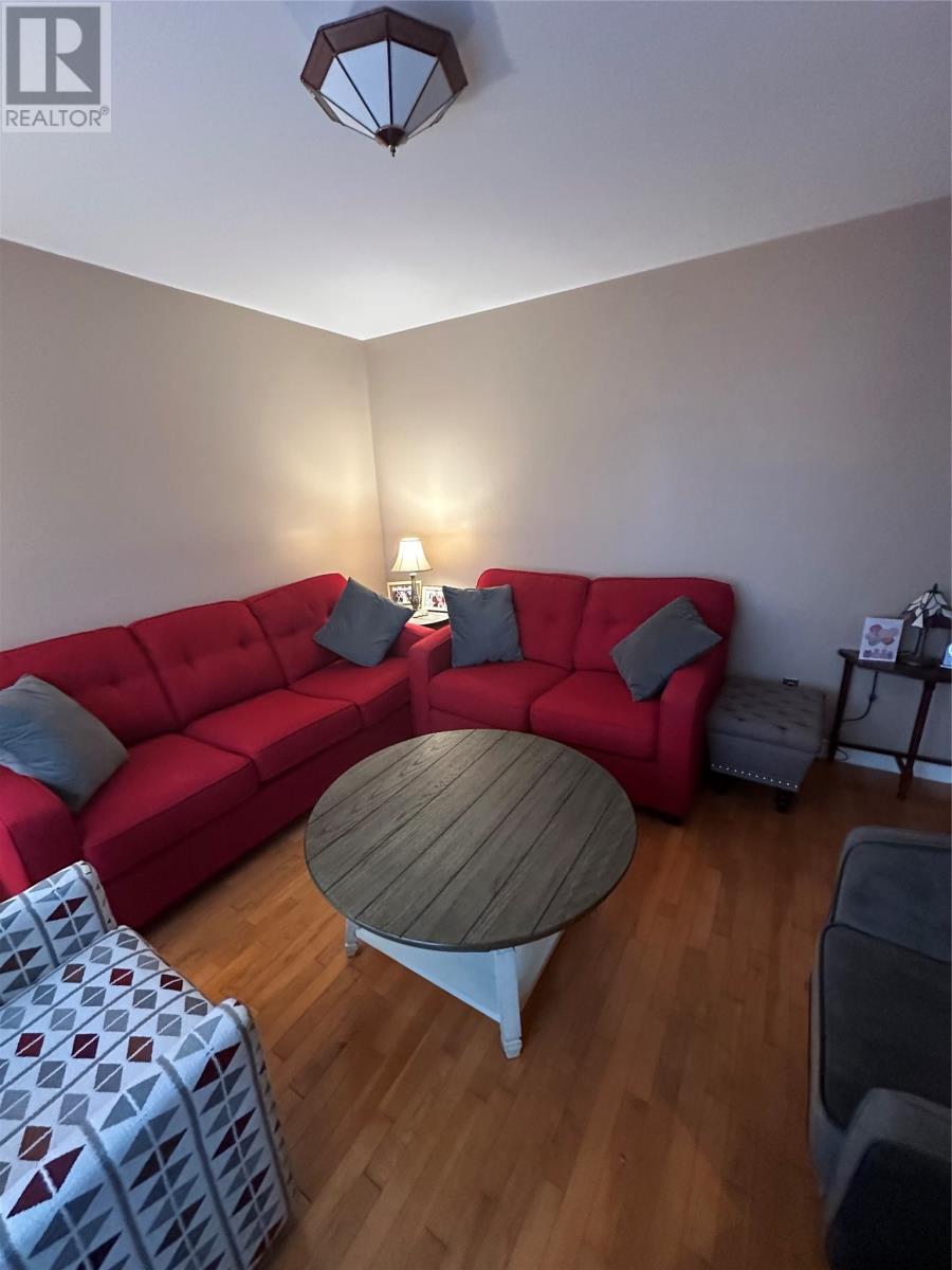 29 Ashgrove Drive, Paradise, Newfoundland & Labrador  A1L 1G1 - Photo 5 - 1292577