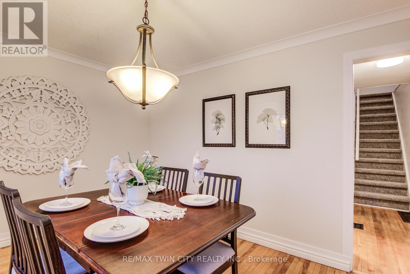 62 Ann Street, Waterloo, Ontario  N2B 1X9 - Photo 13 - X12555630