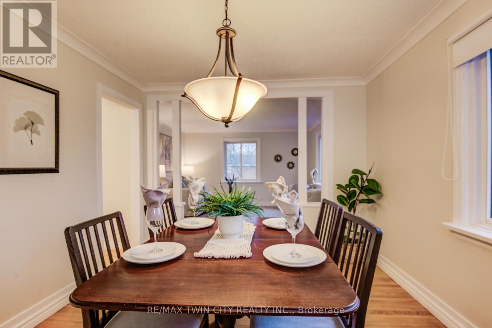 62 Ann Street, Waterloo, Ontario  N2B 1X9 - Photo 14 - X12555630