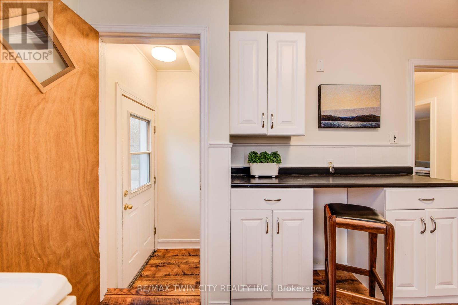 62 Ann Street, Waterloo, Ontario  N2B 1X9 - Photo 25 - X12555630