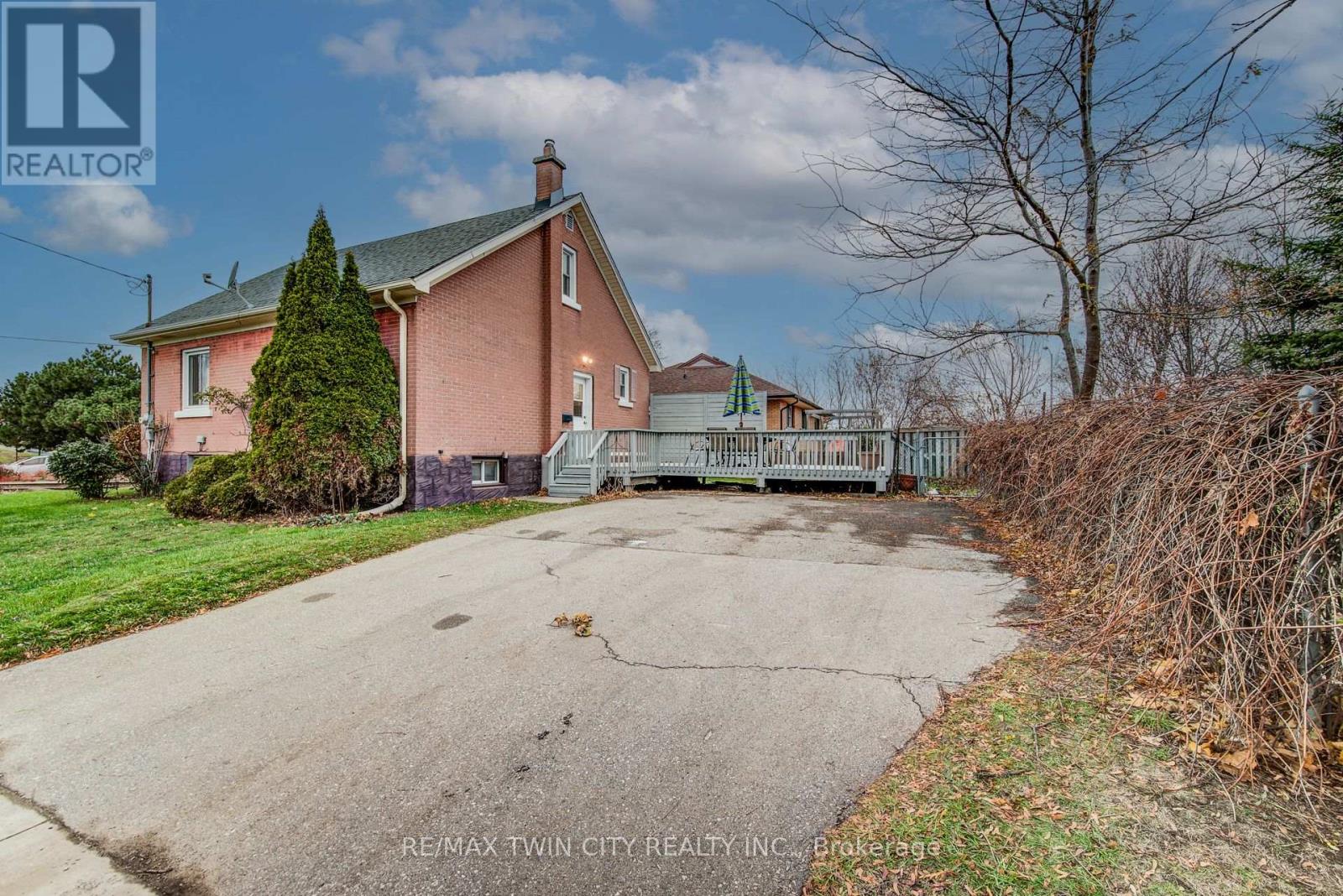 62 Ann Street, Waterloo, Ontario  N2B 1X9 - Photo 44 - X12555630