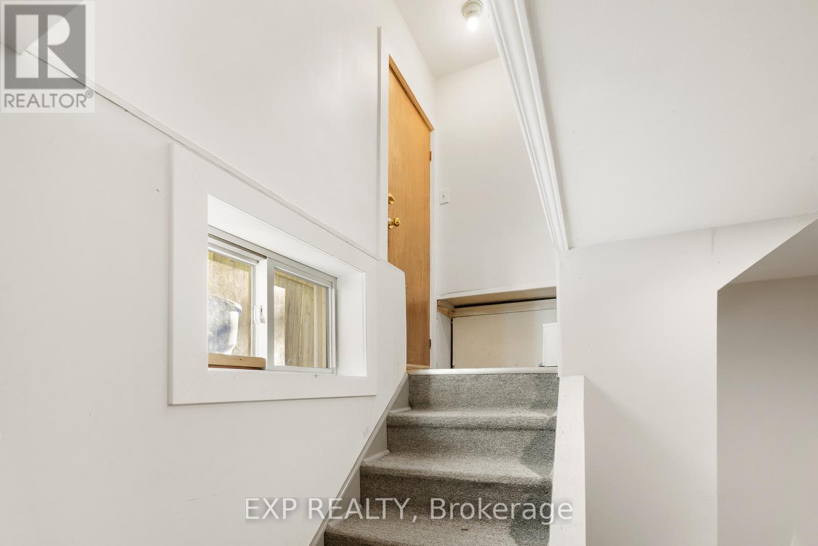 467 Grove Avenue, Windsor, Ontario N9A 6G3 - Photo 29 - X12555710