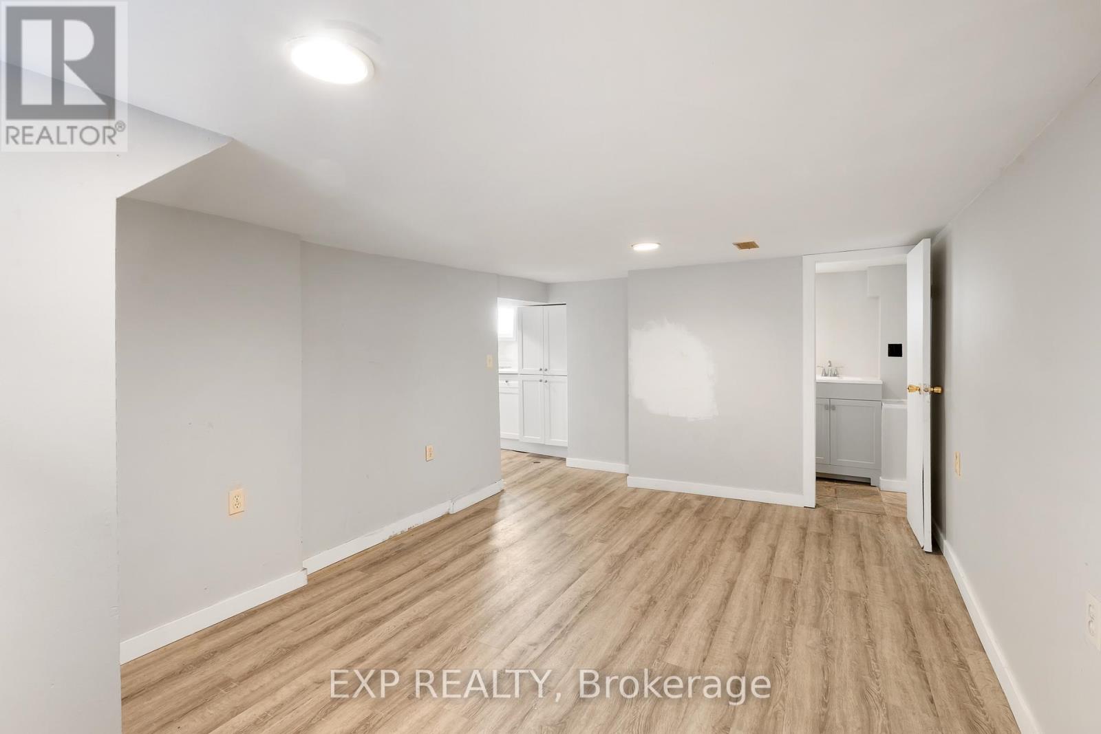 467 Grove Avenue, Windsor, Ontario N9A 6G3 - Photo 30 - X12555710