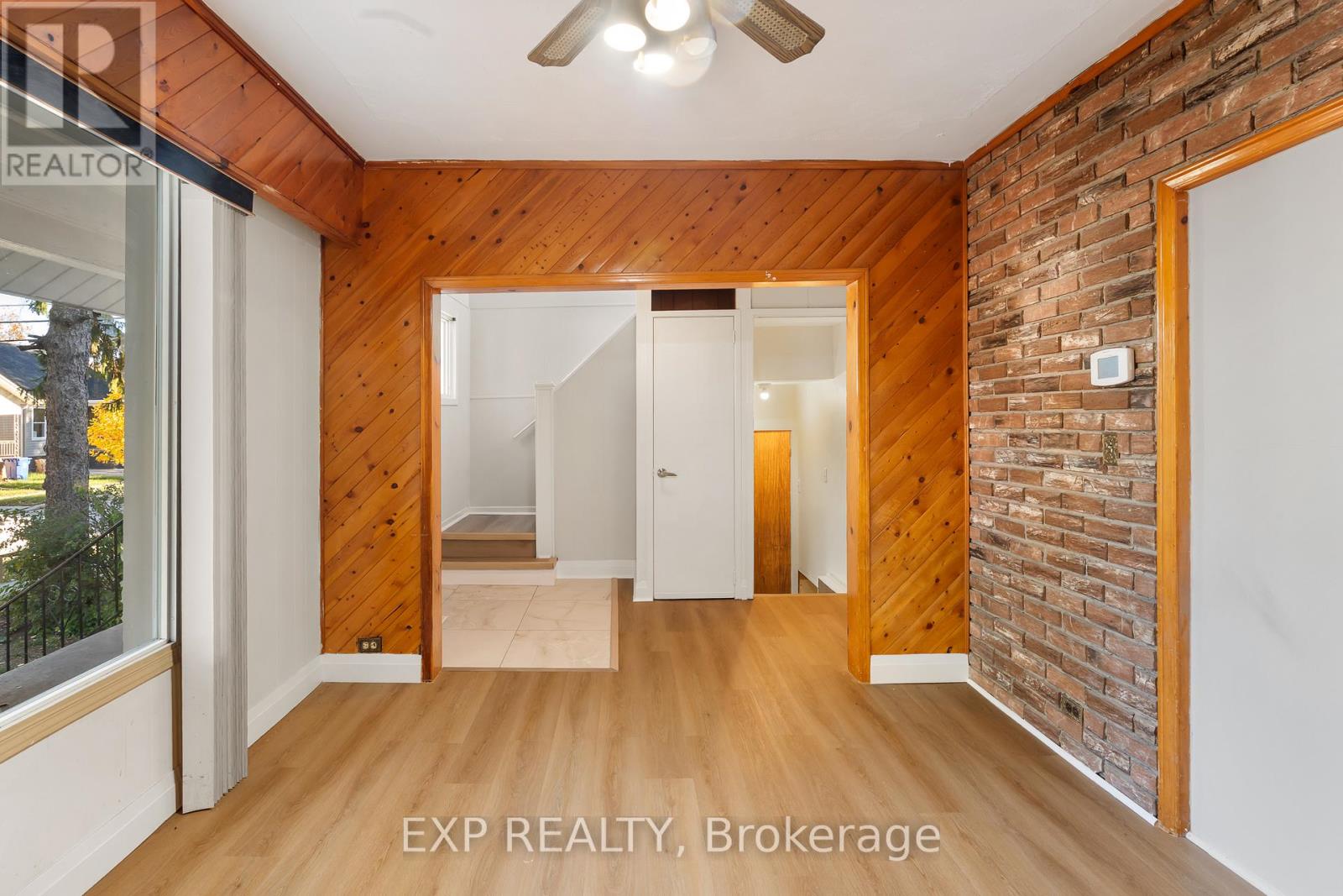 467 Grove Avenue, Windsor, Ontario N9A 6G3 - Photo 8 - X12555710