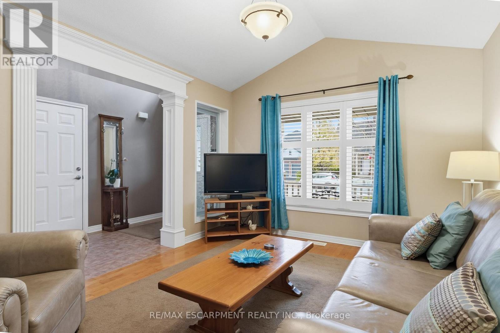 5 Briarwood Drive, St. Catharines, Ontario  L2S 4A7 - Photo 12 - X12555728