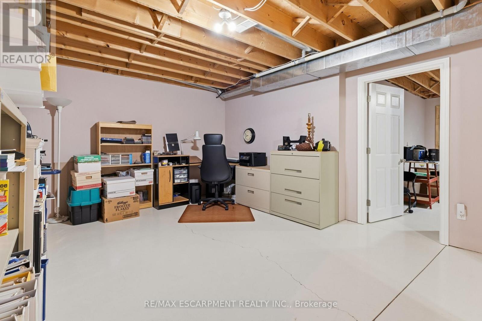 5 Briarwood Drive, St. Catharines, Ontario  L2S 4A7 - Photo 22 - X12555728