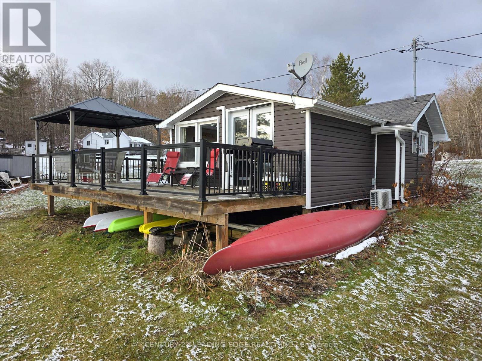 24 - 1043 Lobo Drive, Minden Hills, Ontario  K0M 2K0 - Photo 2 - X12555764