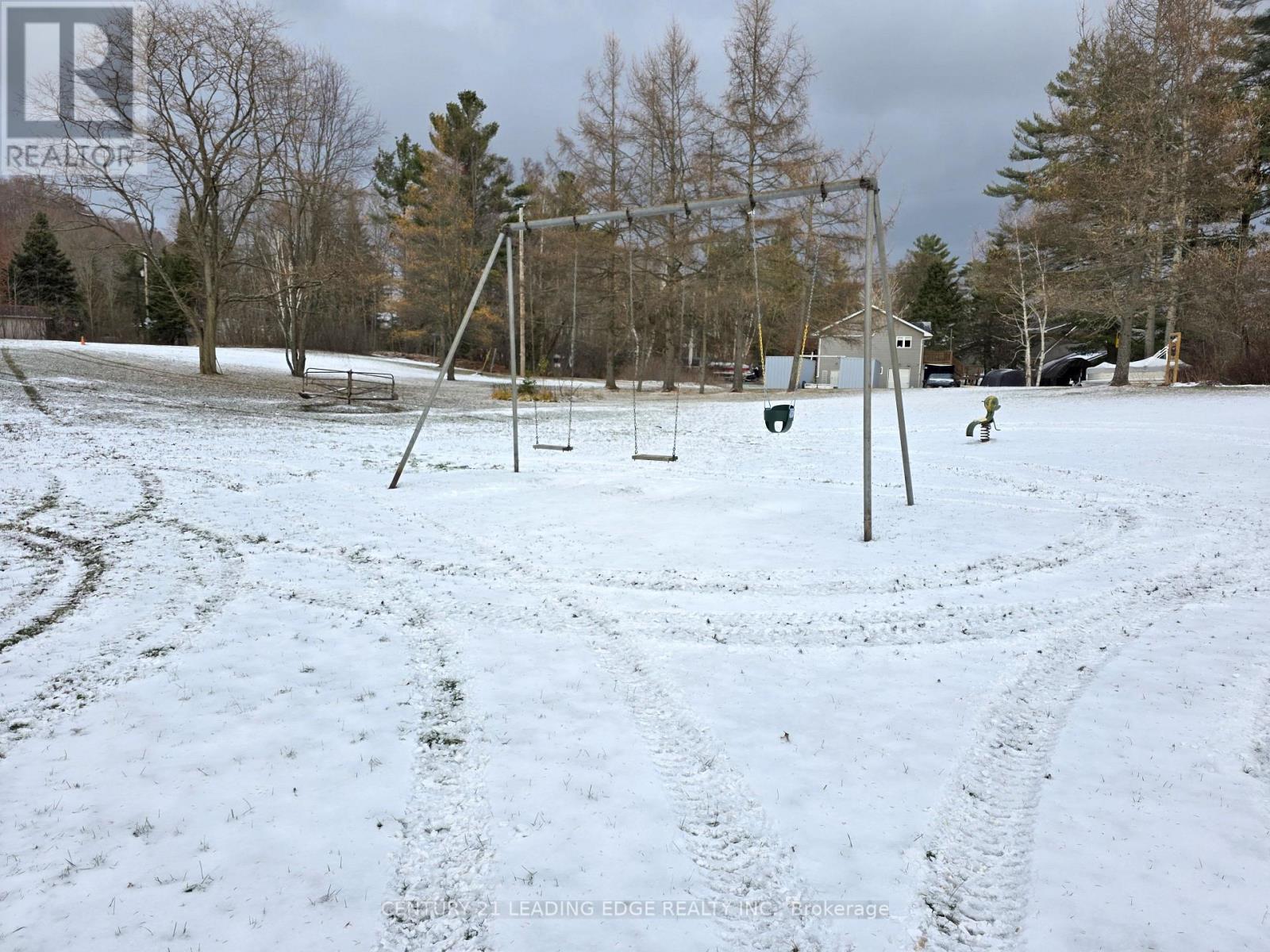 24 - 1043 Lobo Drive, Minden Hills, Ontario  K0M 2K0 - Photo 27 - X12555764