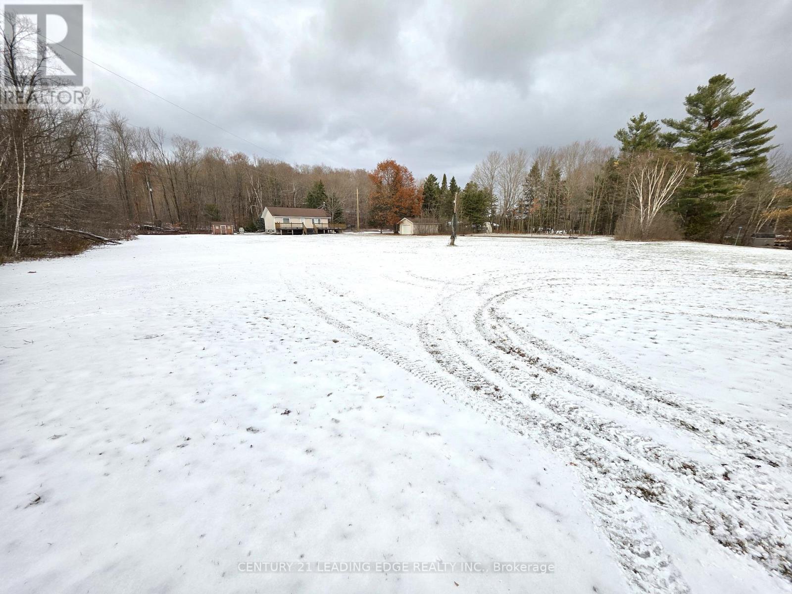 24 - 1043 Lobo Drive, Minden Hills, Ontario  K0M 2K0 - Photo 28 - X12555764