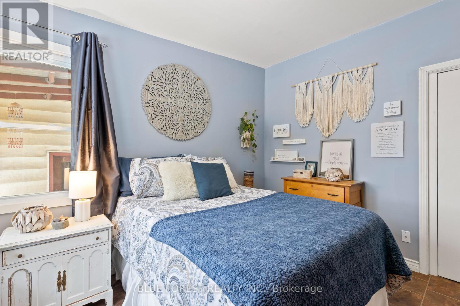 265 Clarke Road, London East, Ontario N5W 5E7 - Photo 17 - X12555876