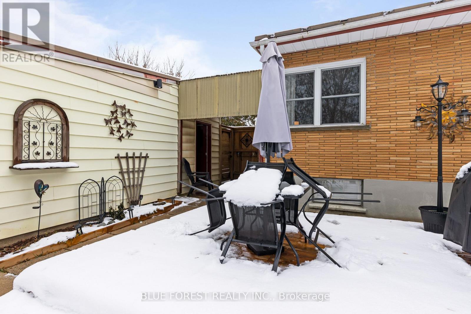 265 Clarke Road, London East, Ontario N5W 5E7 - Photo 33 - X12555876