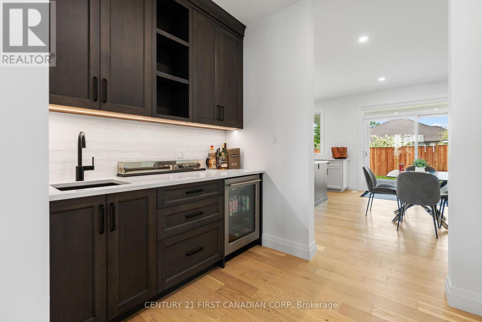 162 Princeton Terrace, London South, Ontario  N6K 0L5 - Photo 7 - X12555906