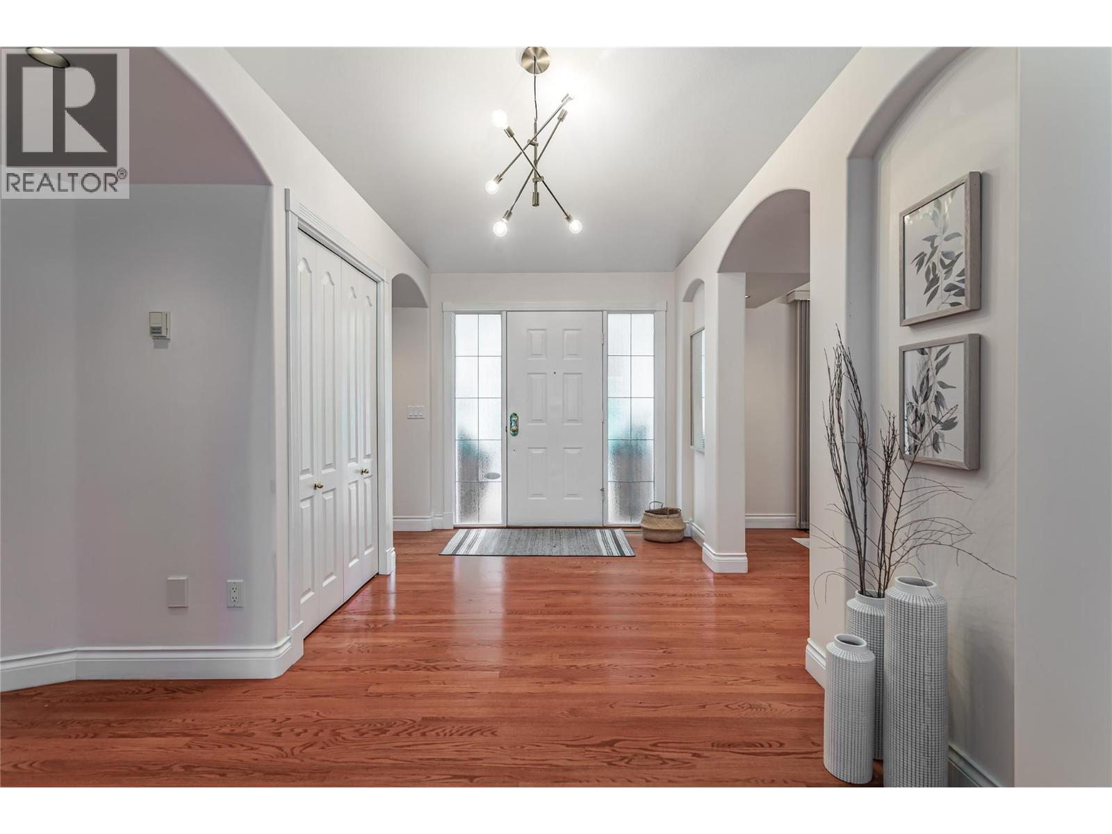 2545 Campbell Road, West Kelowna, British Columbia  V1Z 1S9 - Photo 3 - 10369427