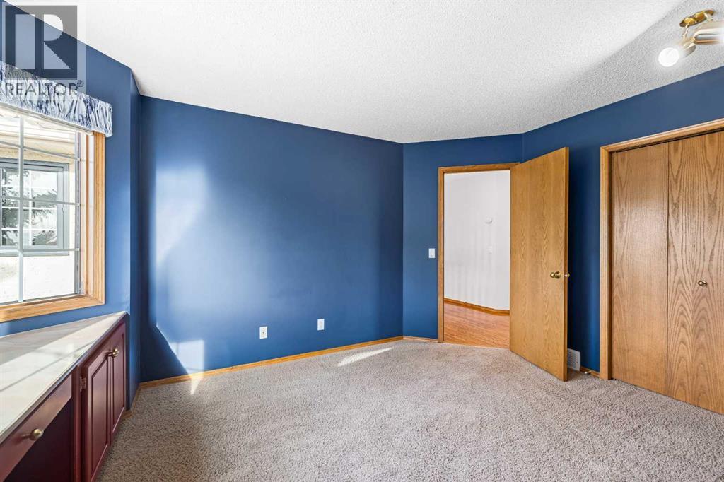 201 Signature Way Sw, Calgary, Alberta  T3H 2Y2 - Photo 30 - A2268510