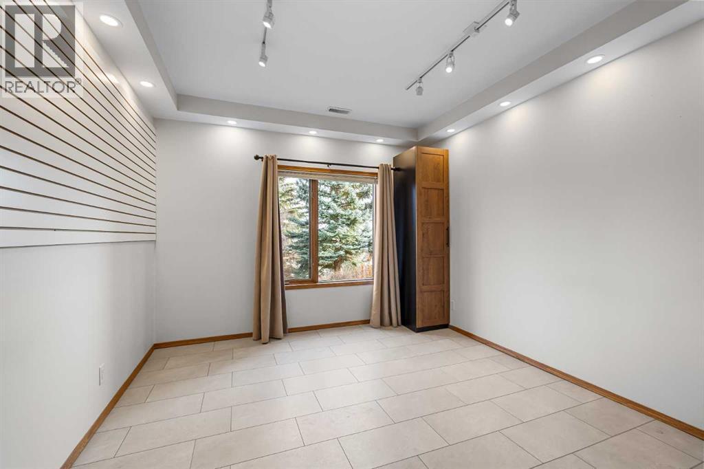 201 Signature Way Sw, Calgary, Alberta  T3H 2Y2 - Photo 38 - A2268510