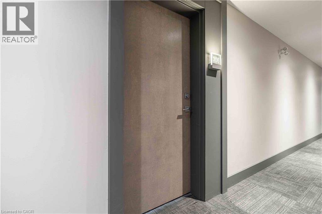 455 Charlton Avenue E Unit# 306, Hamilton, Ontario  L8N 0B2 - Photo 3 - 40788932