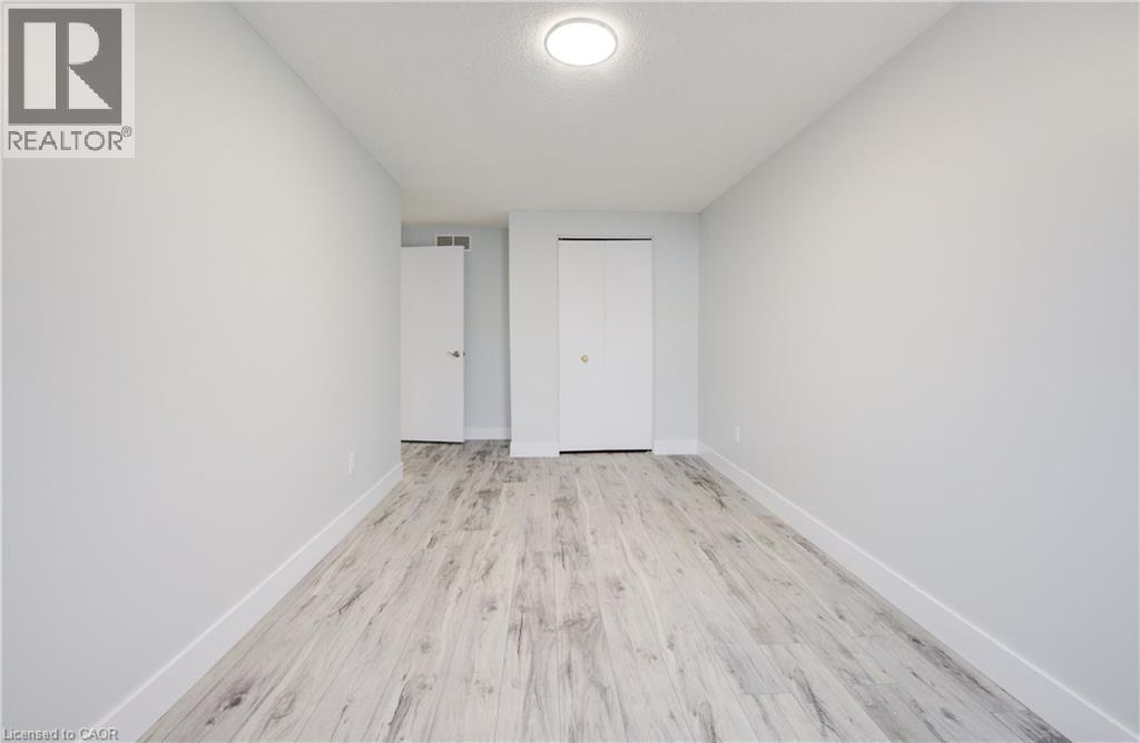 68 Foxglove Crescent, Kitchener, Ontario  N2E 3Y7 - Photo 23 - 40787165