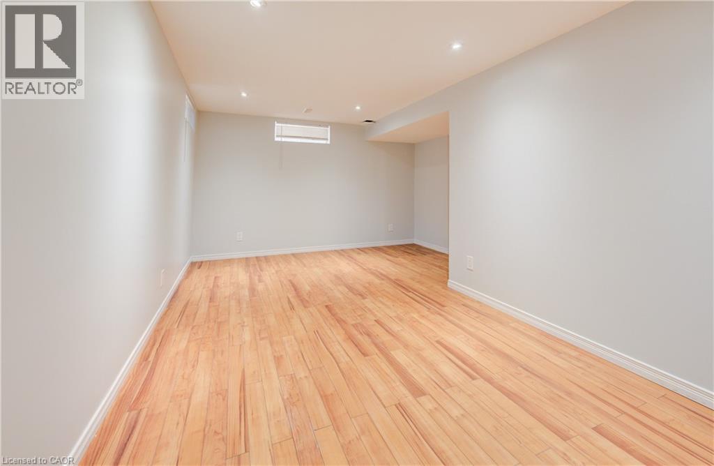 68 Foxglove Crescent, Kitchener, Ontario  N2E 3Y7 - Photo 27 - 40787165