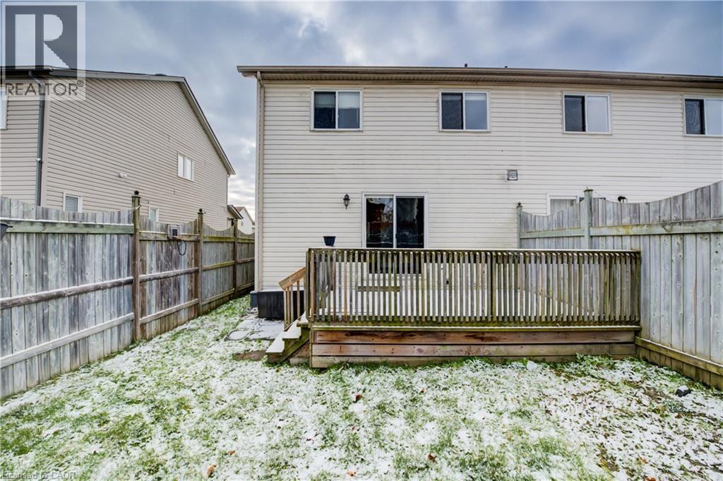 68 Foxglove Crescent, Kitchener, Ontario  N2E 3Y7 - Photo 34 - 40787165