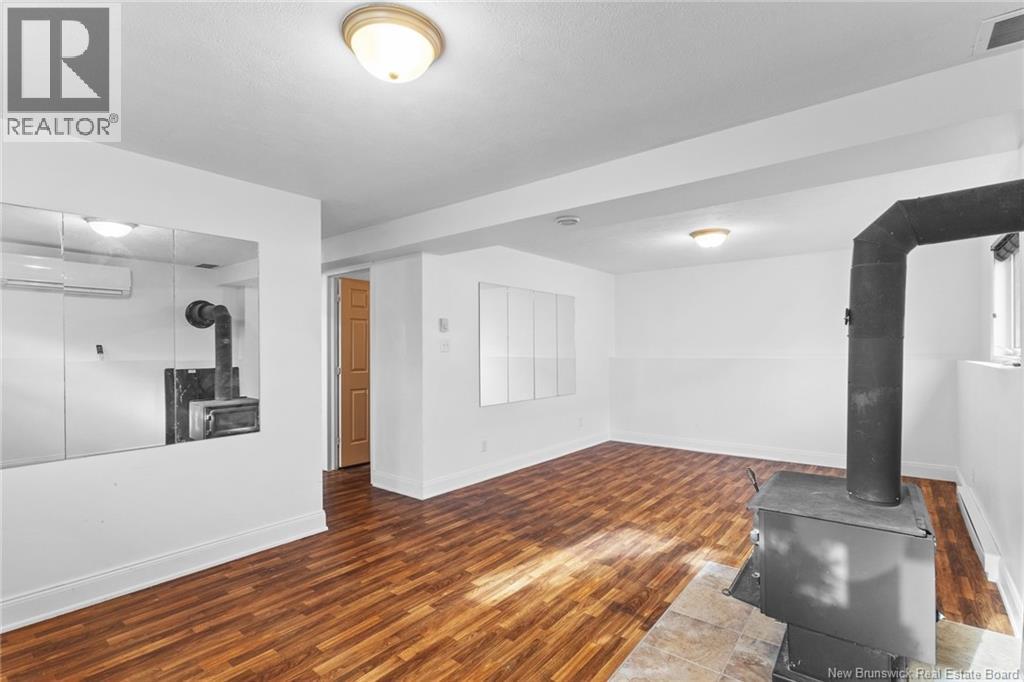 10 Chatham Avenue, Oromocto, New Brunswick  E2V 2S3 - Photo 24 - NB130316