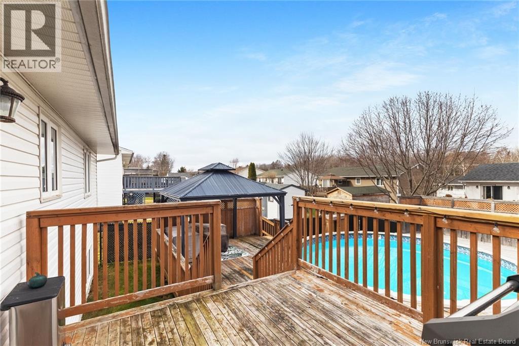 10 Chatham Avenue, Oromocto, New Brunswick  E2V 2S3 - Photo 37 - NB130316