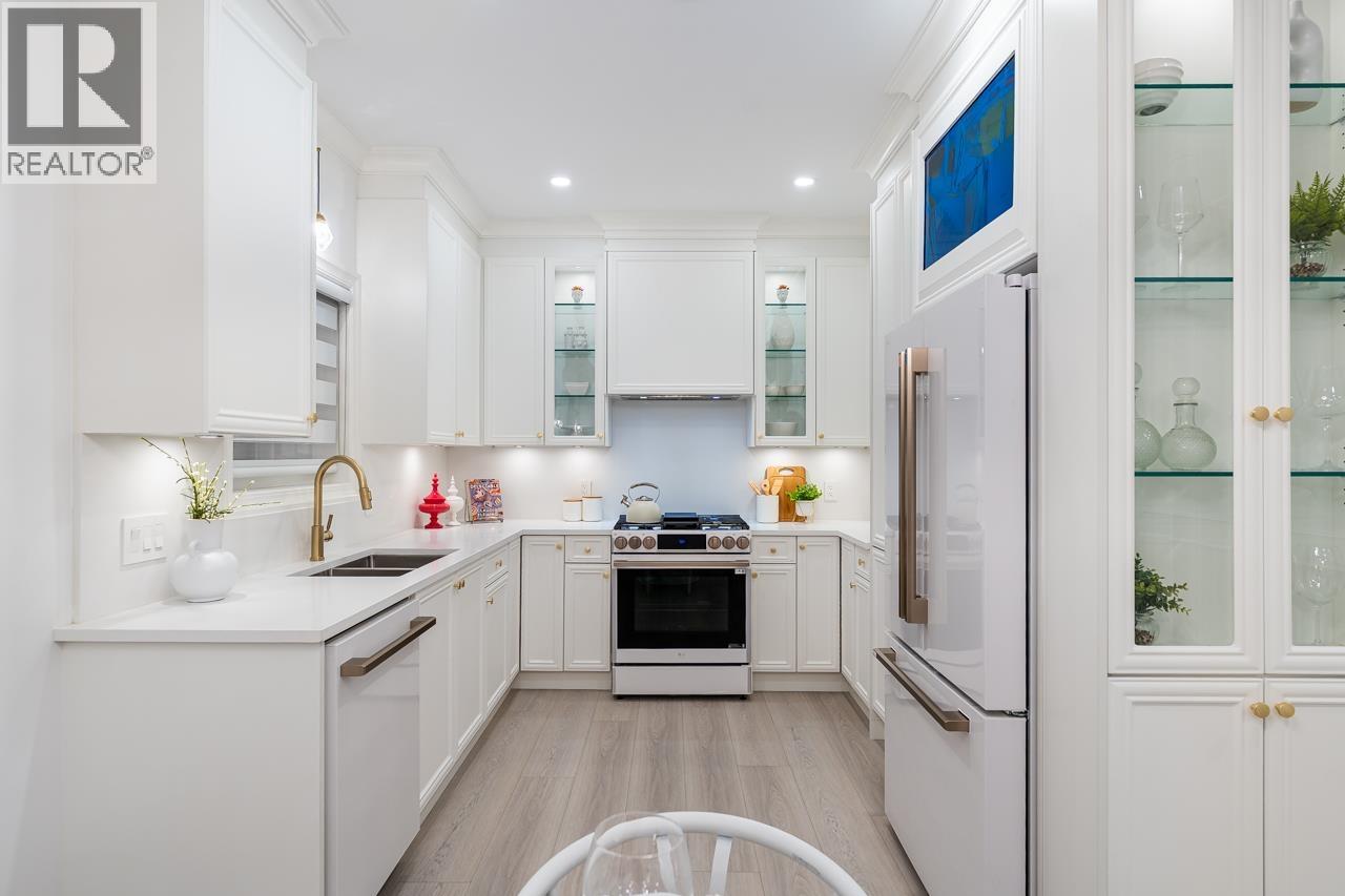 5138 Dominion Street, Burnaby, British Columbia  V5G 1C9 - Photo 8 - R3068282