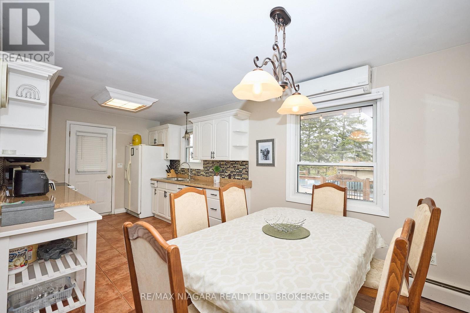 497 Clarence Street W, Port Colborne, Ontario  L3K 3H3 - Photo 16 - X12555914