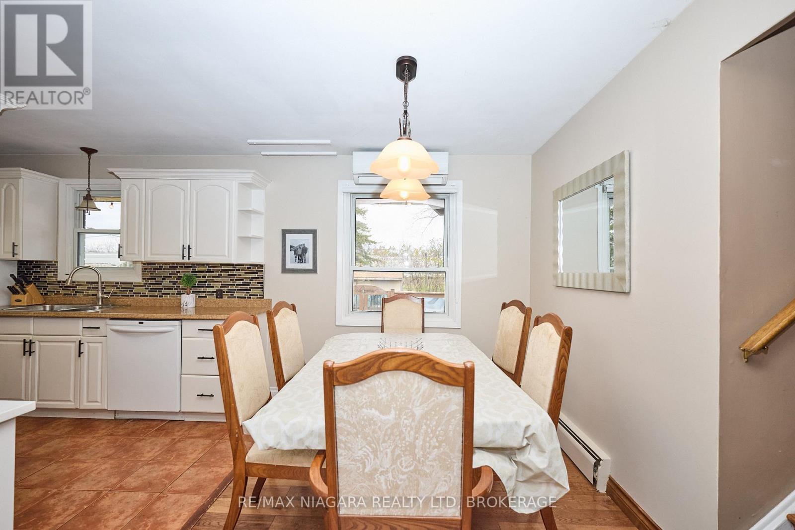 497 Clarence Street W, Port Colborne, Ontario  L3K 3H3 - Photo 17 - X12555914