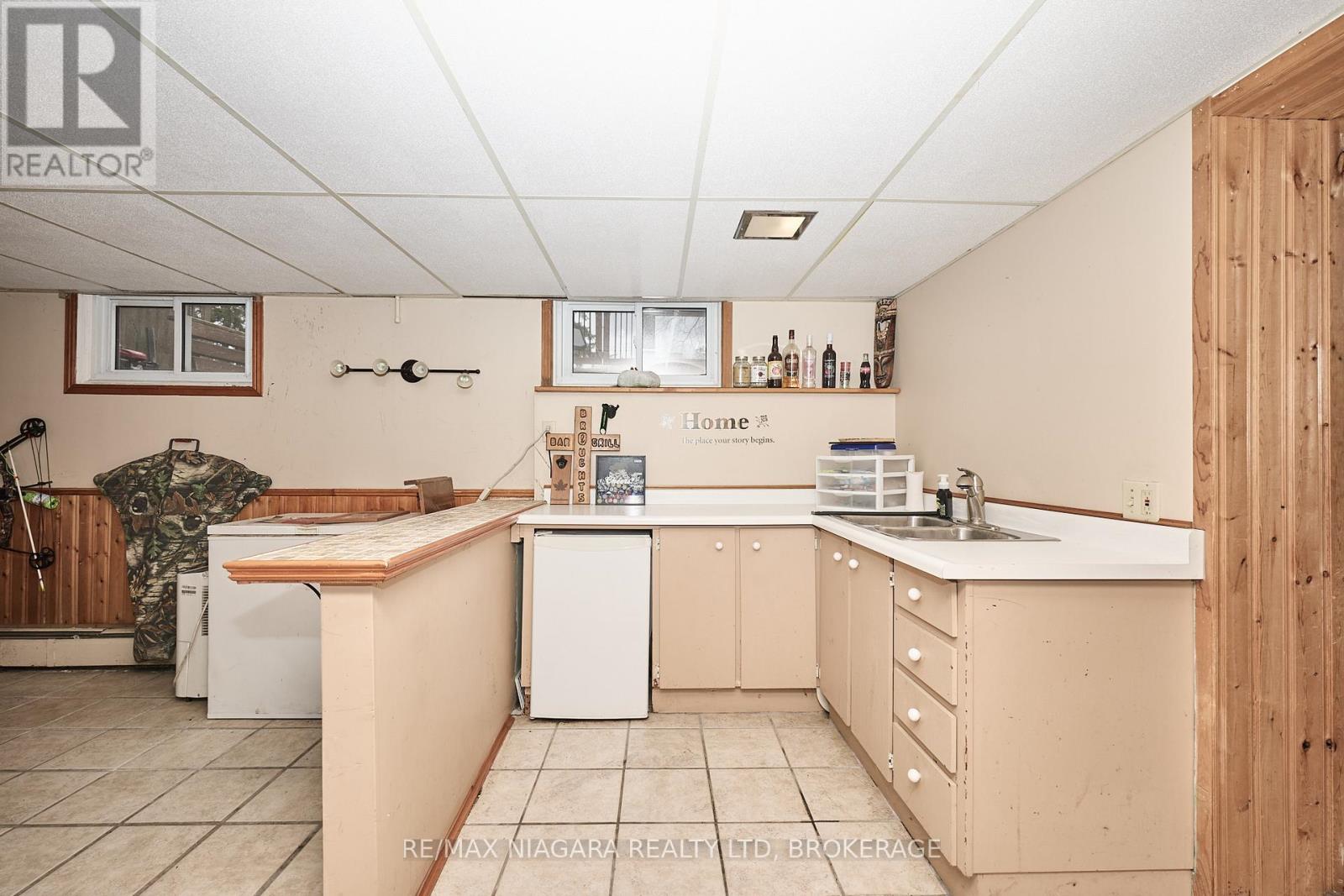 497 Clarence Street W, Port Colborne, Ontario  L3K 3H3 - Photo 26 - X12555914