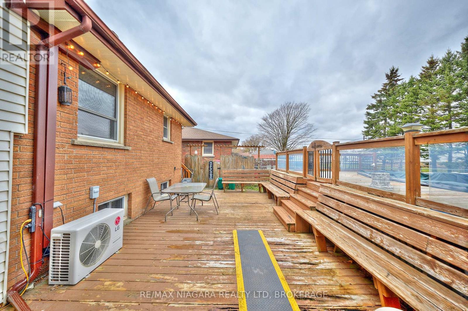 497 Clarence Street W, Port Colborne, Ontario  L3K 3H3 - Photo 8 - X12555914