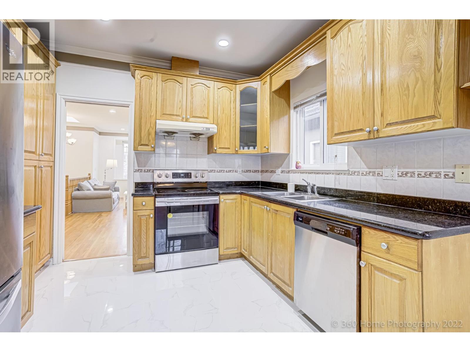 2529 Franklin Street, Vancouver, British Columbia V5K 1X5 - Photo 4 - R3068313