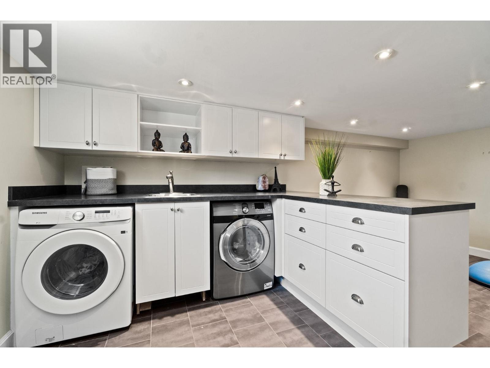 358 Alberta Street, New Westminster, British Columbia  V3L 3J5 - Photo 20 - R3068339