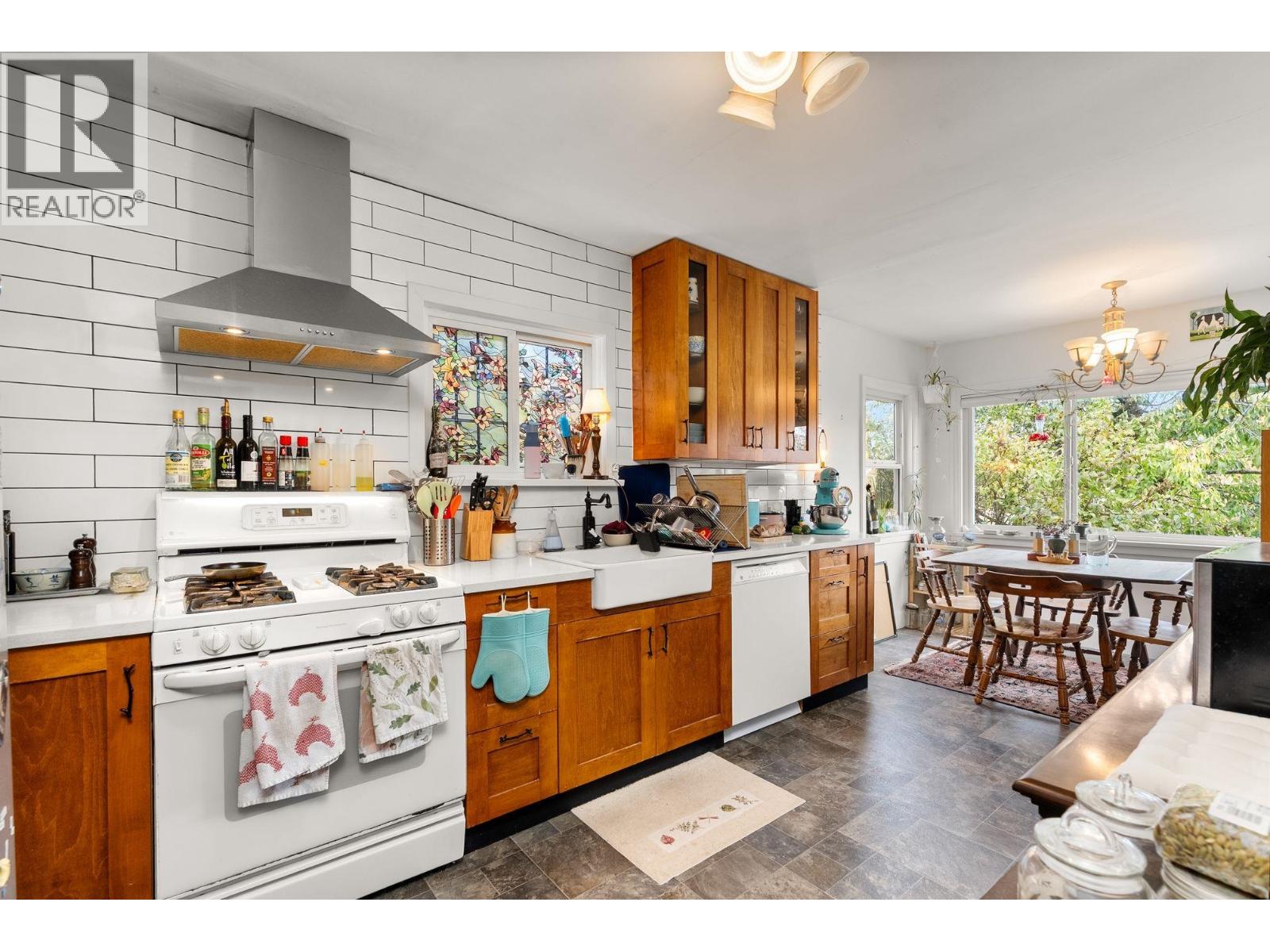 831 E 38th Avenue, Vancouver, British Columbia V5W 1J2 - Photo 7 - R3068349