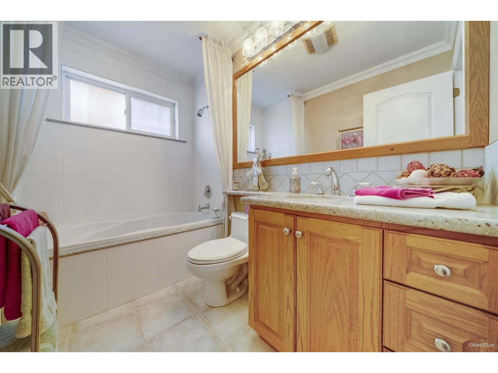 1627 E 34th Avenue, Vancouver, British Columbia  V5P 1A2 - Photo 19 - R3068368