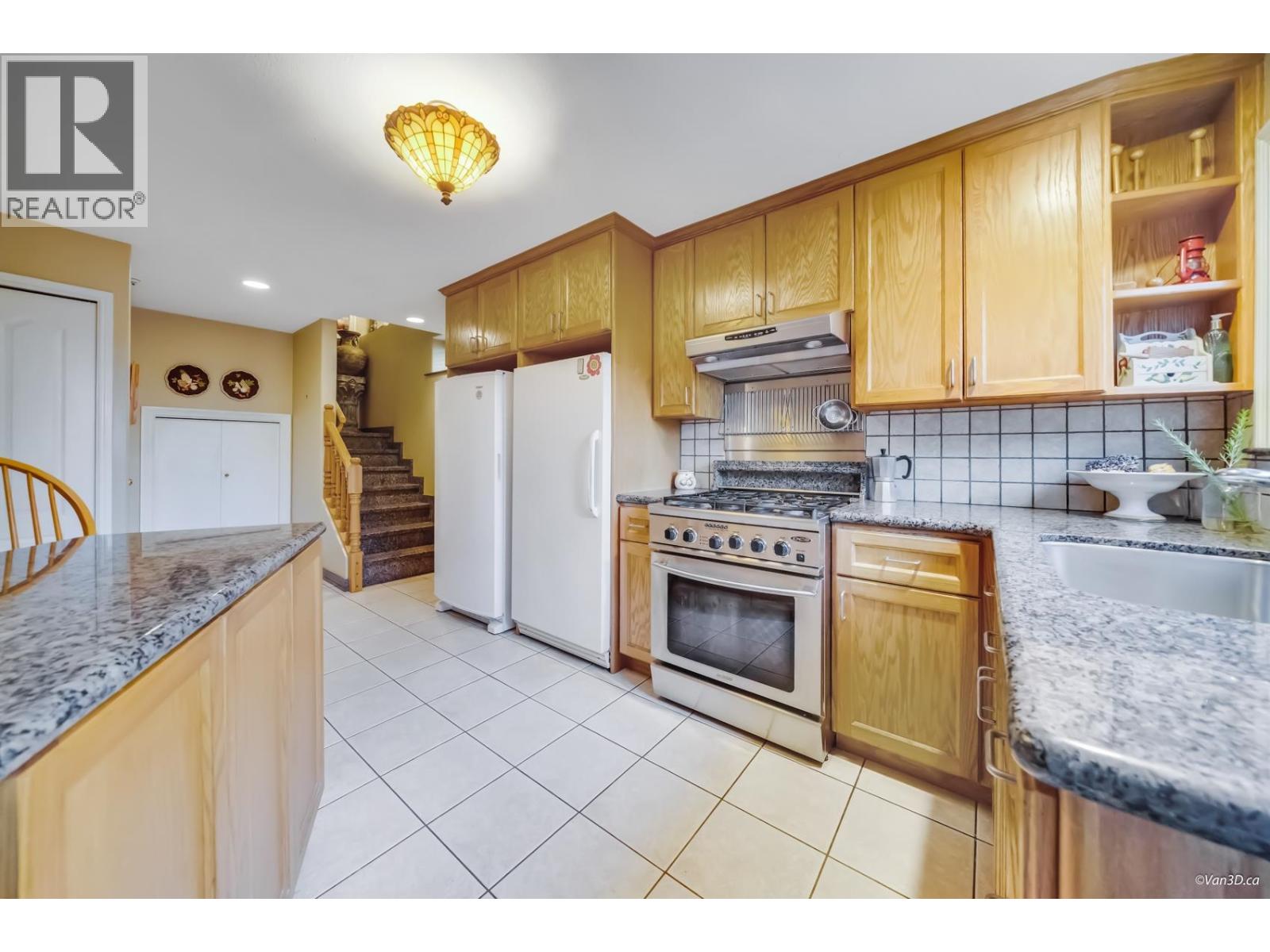 1627 E 34th Avenue, Vancouver, British Columbia  V5P 1A2 - Photo 29 - R3068368