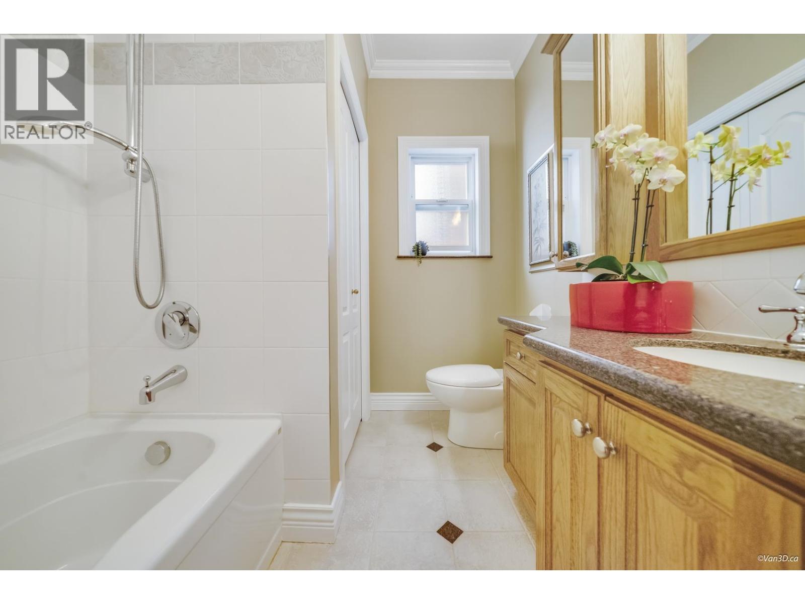 1627 E 34th Avenue, Vancouver, British Columbia  V5P 1A2 - Photo 6 - R3068368