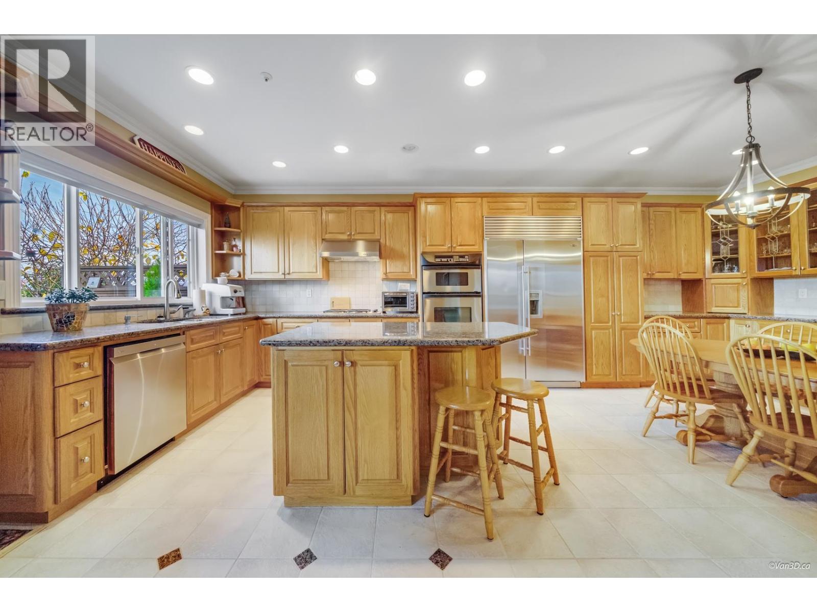 1627 E 34th Avenue, Vancouver, British Columbia  V5P 1A2 - Photo 8 - R3068368