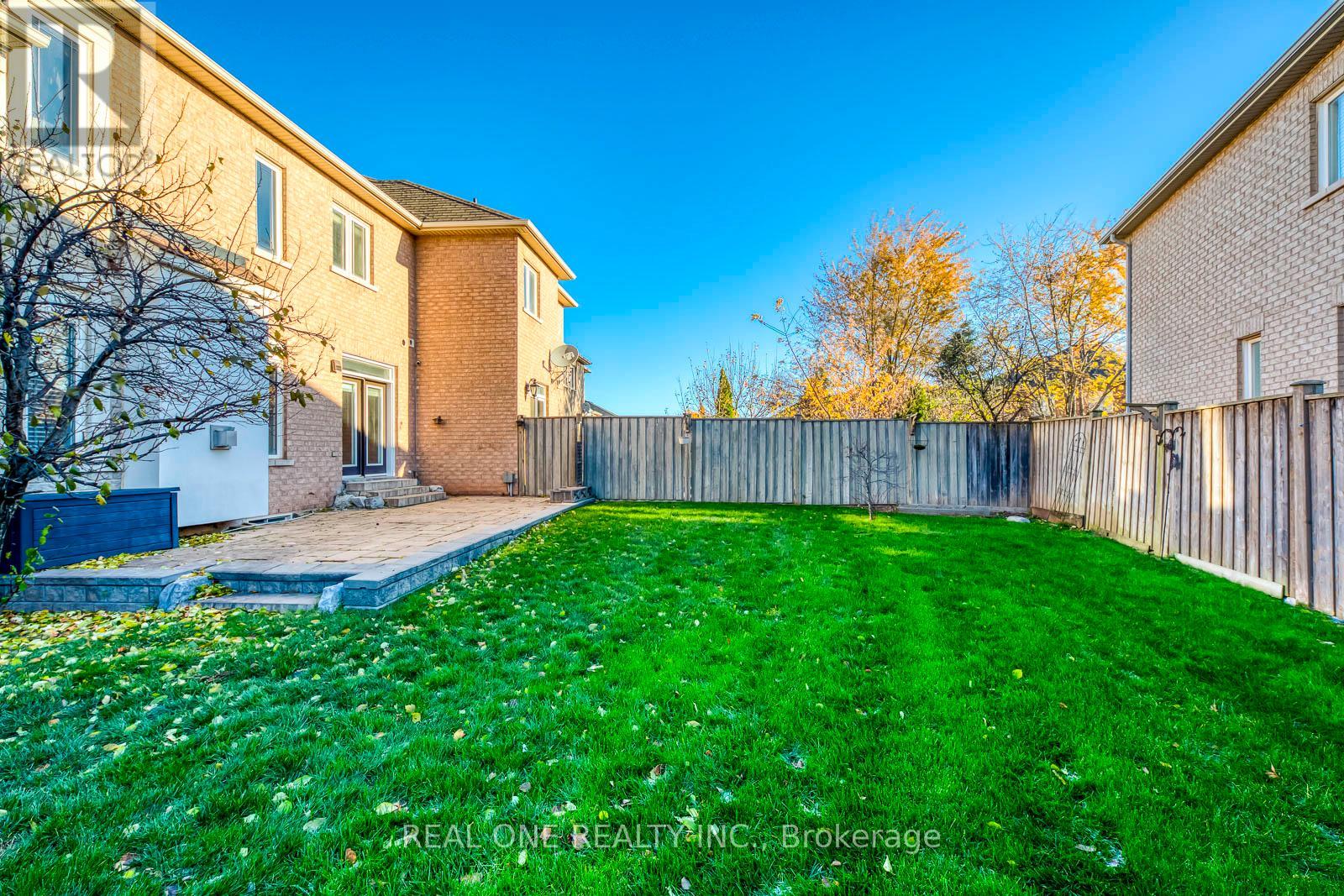 1254 Jezero Crescent, Oakville, Ontario  L6H 0B5 - Photo 49 - W12540700