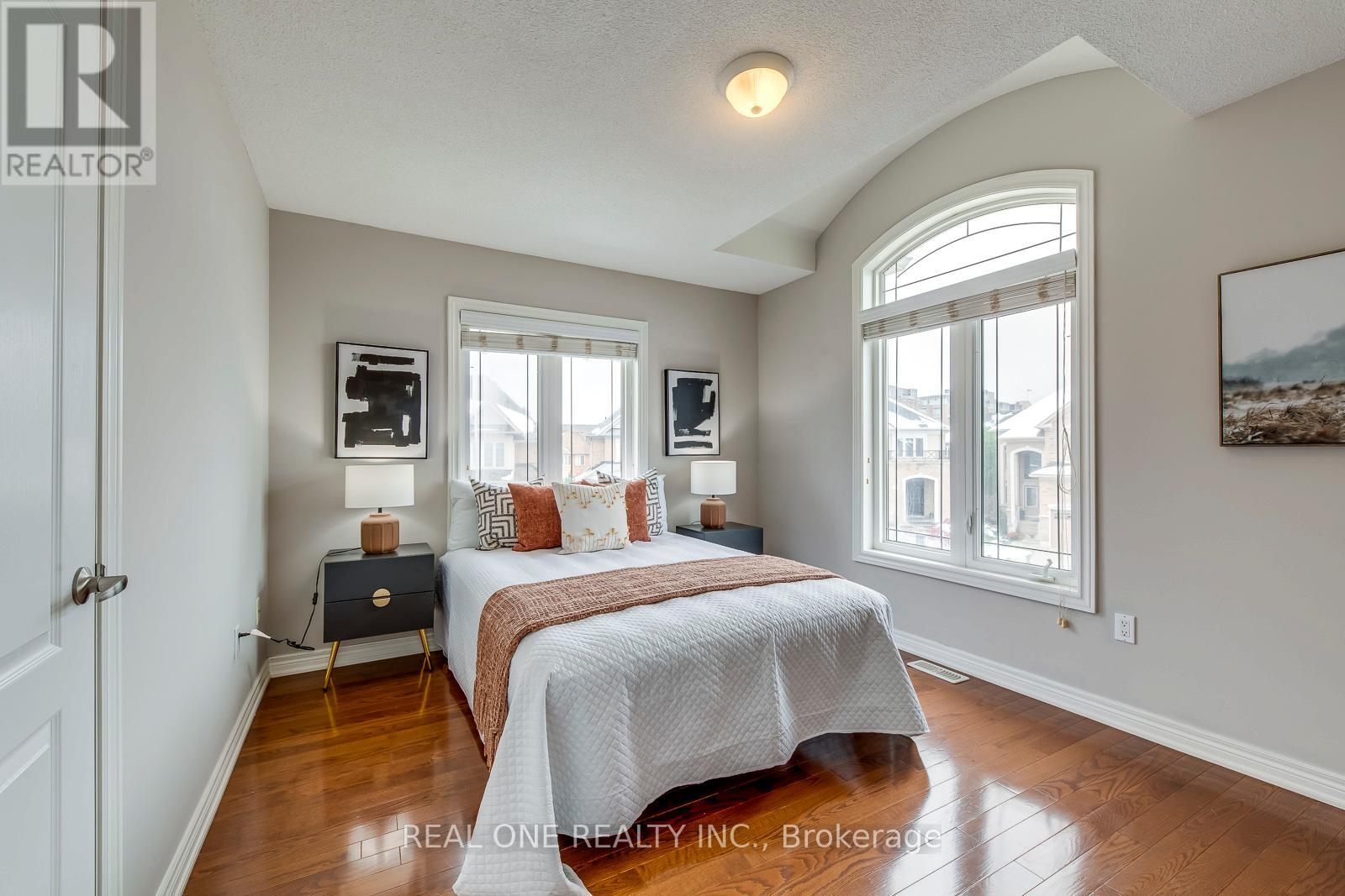 1254 Jezero Crescent, Oakville, Ontario  L6H 0B5 - Photo 35 - W12540700