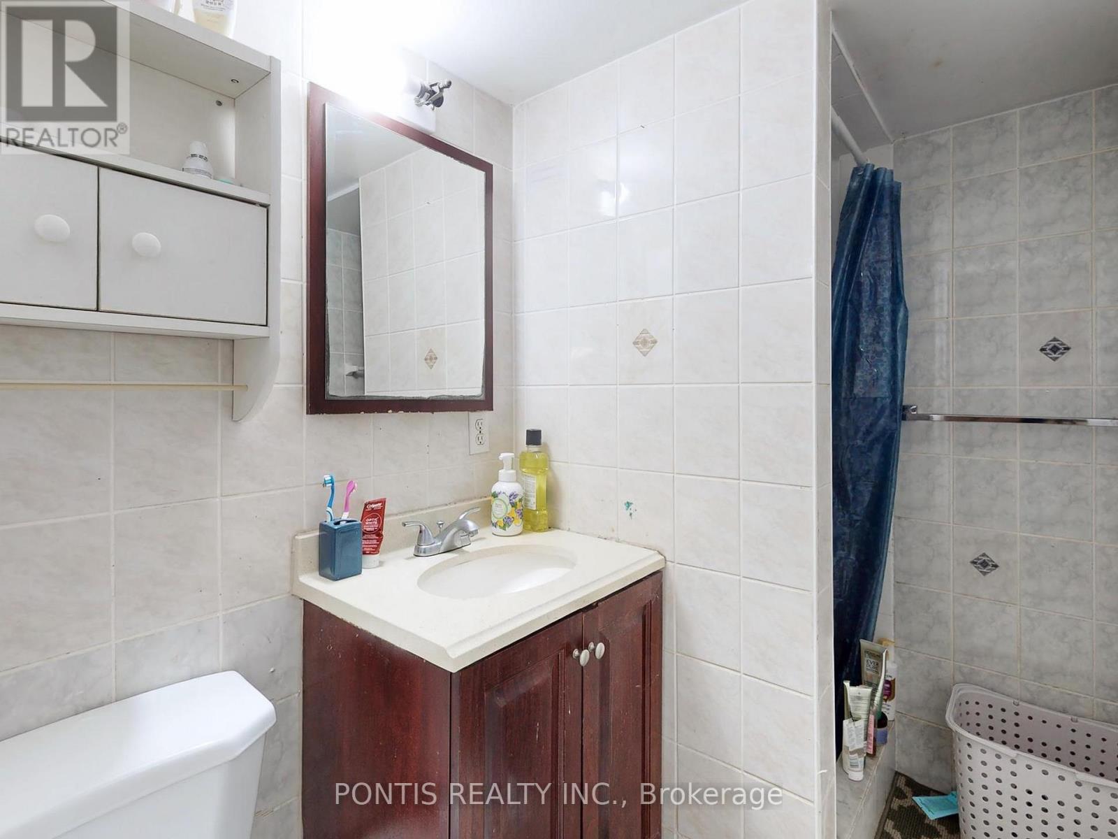 140 Cutters Crescent, Brampton, Ontario L6Y 4M2 - Photo 37 - W12552860