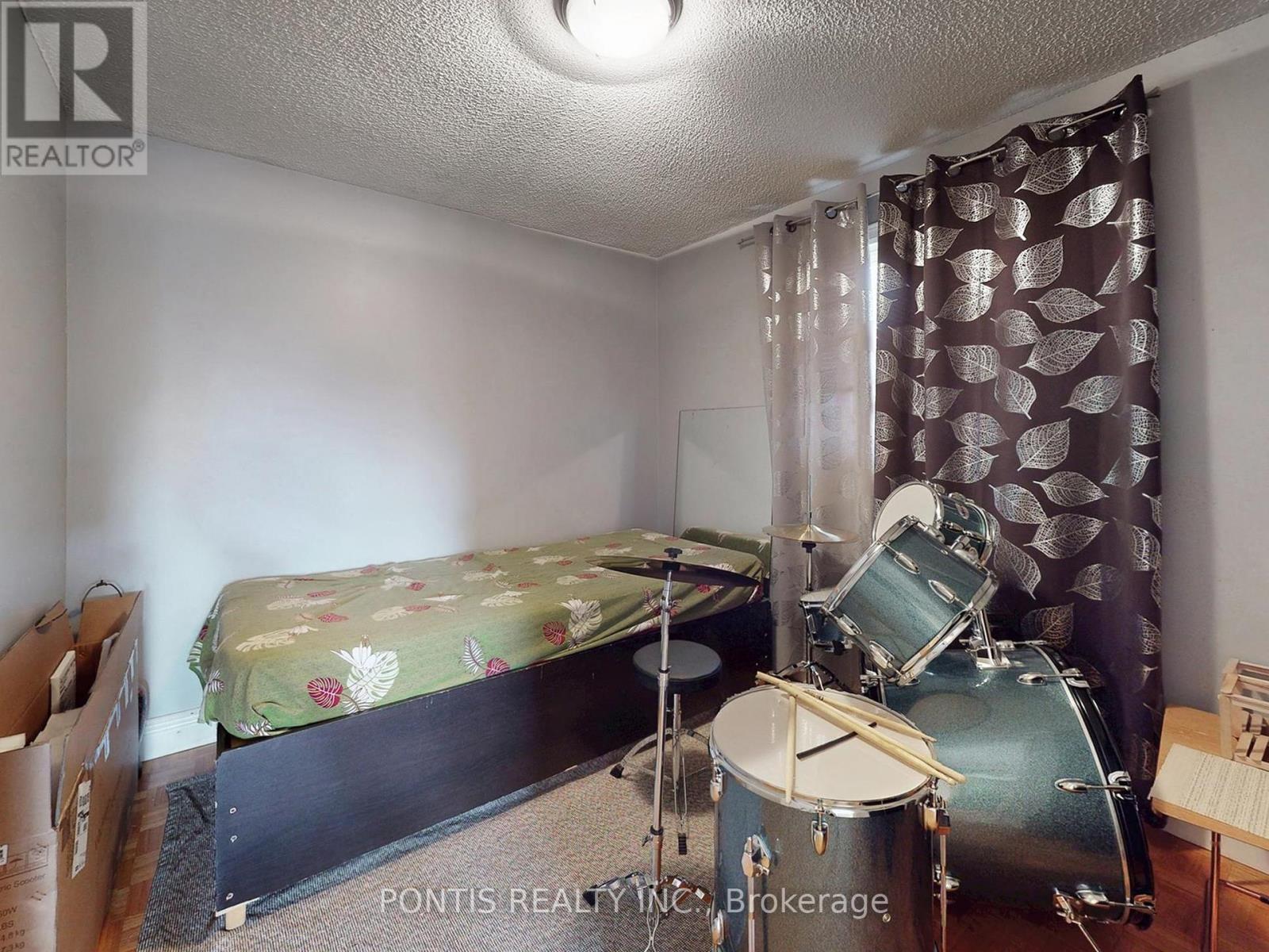 140 Cutters Crescent, Brampton, Ontario L6Y 4M2 - Photo 27 - W12552860