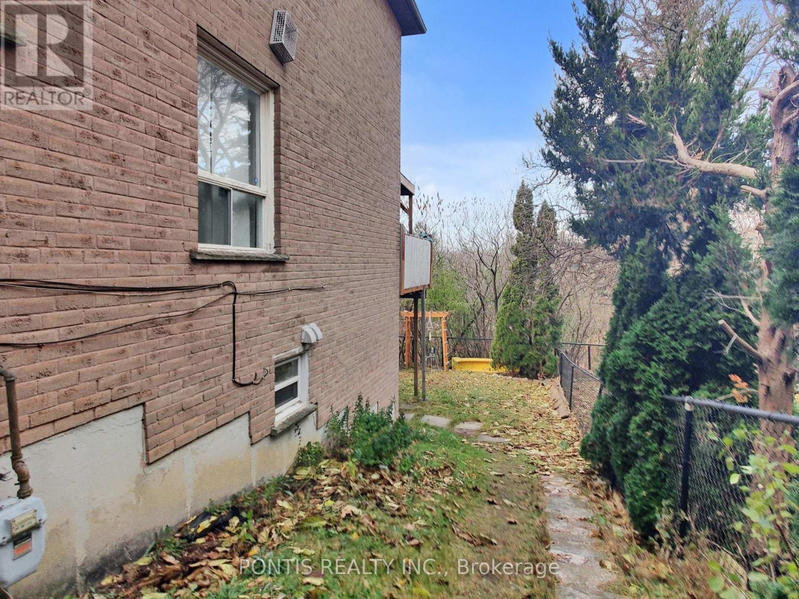 140 Cutters Crescent, Brampton, Ontario L6Y 4M2 - Photo 38 - W12552860