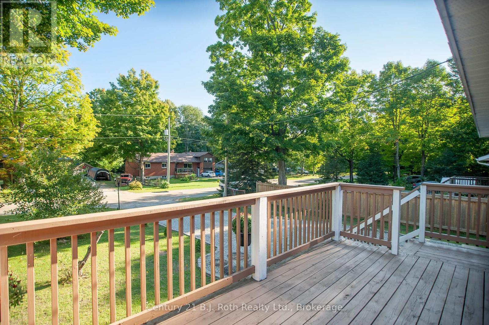 18 Mundy Avenue, Tiny, Ontario  L9M 0B5 - Photo 2 - S12401655