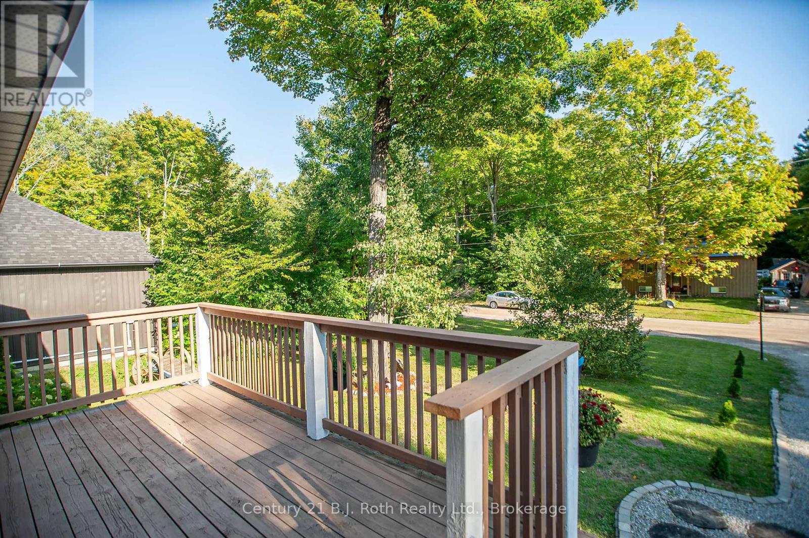 18 Mundy Avenue, Tiny, Ontario  L9M 0B5 - Photo 19 - S12401655