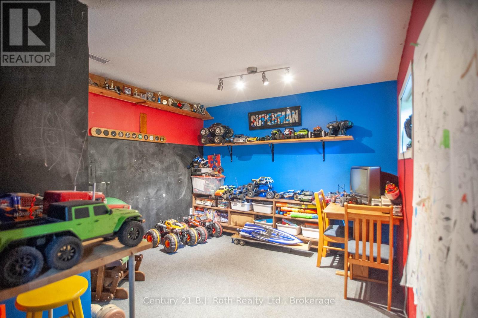 18 Mundy Avenue, Tiny, Ontario  L9M 0B5 - Photo 13 - S12401655