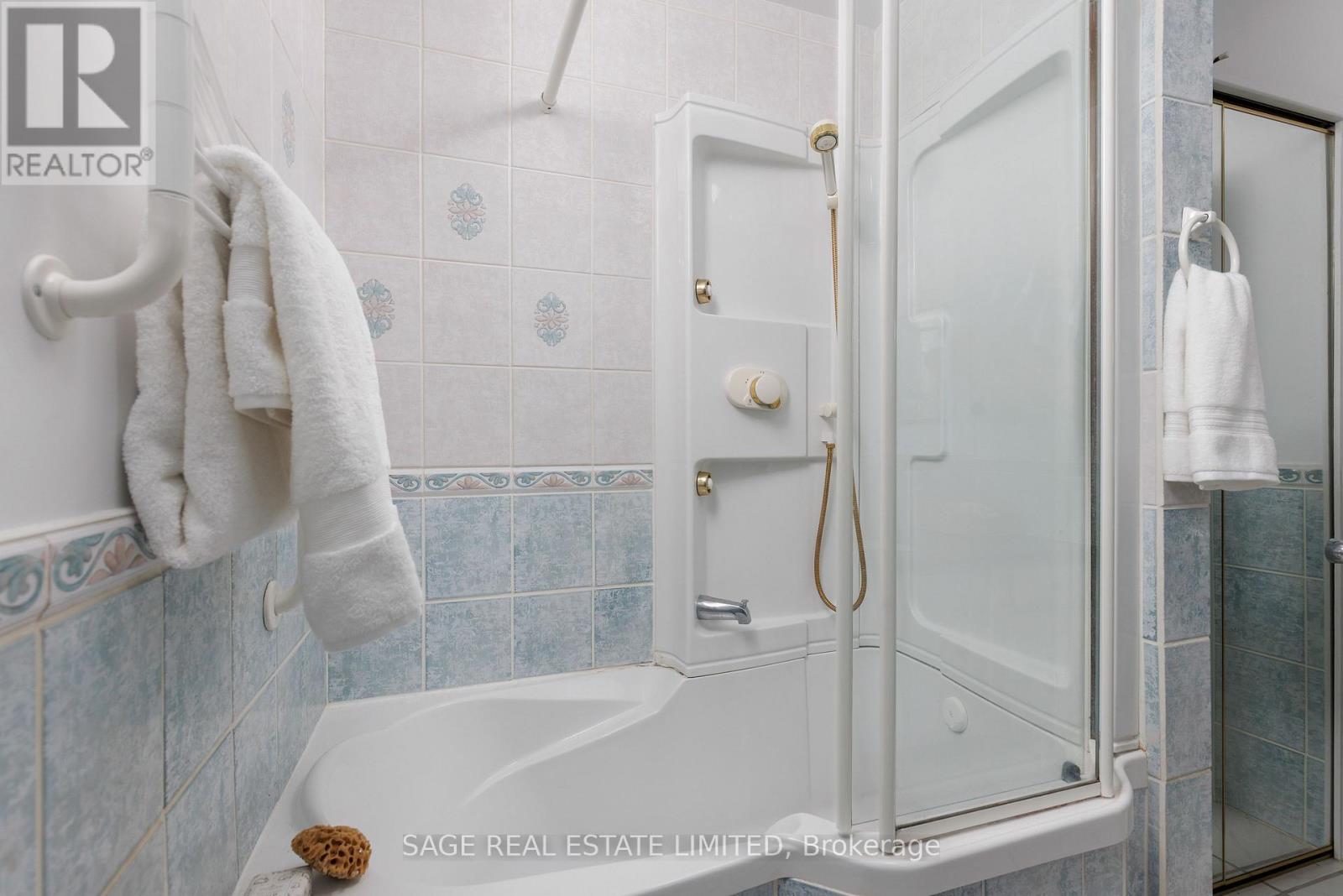 106 Timberbank Boulevard, Toronto, Ontario  M1W 1Z9 - Photo 27 - E12553732