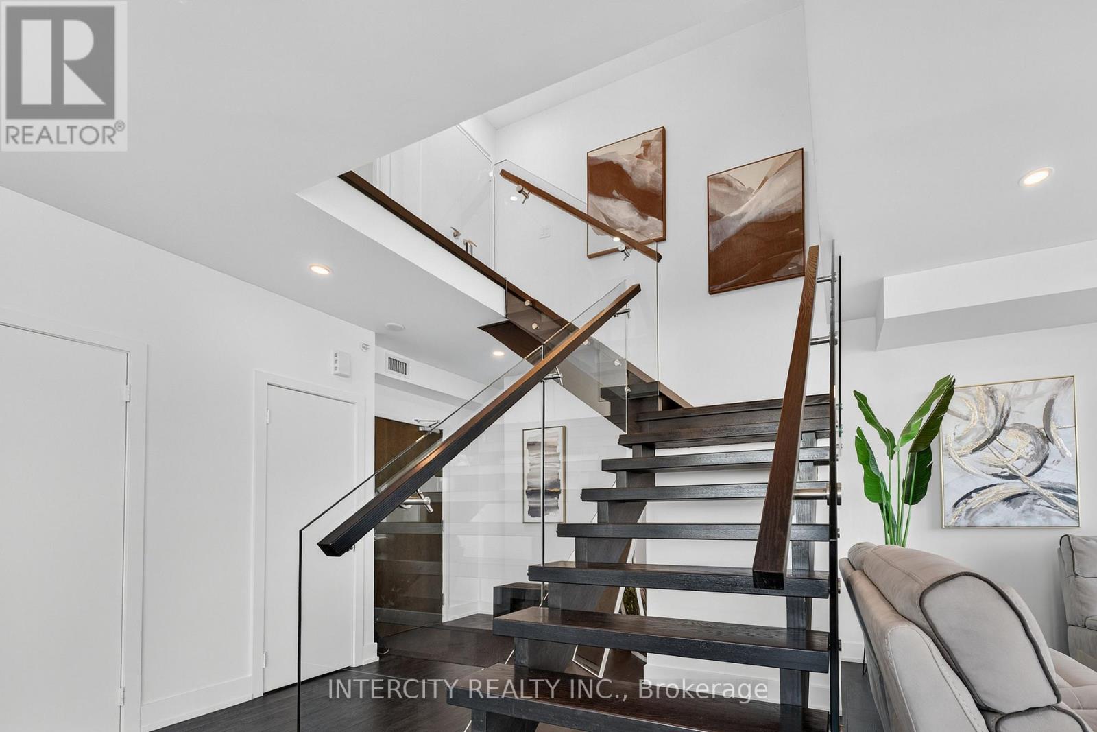 Ph05 - 2910 Highway 7 Road, Vaughan, Ontario  L4K 0H8 - Photo 20 - N12487654