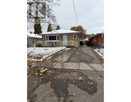 UPPER - 26 MONCRIEFF DRIVE, Toronto, Ontario