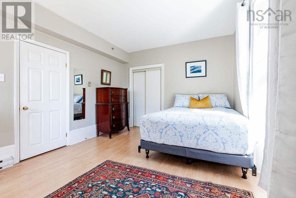 Property at 21 1300 Queen Street image 5