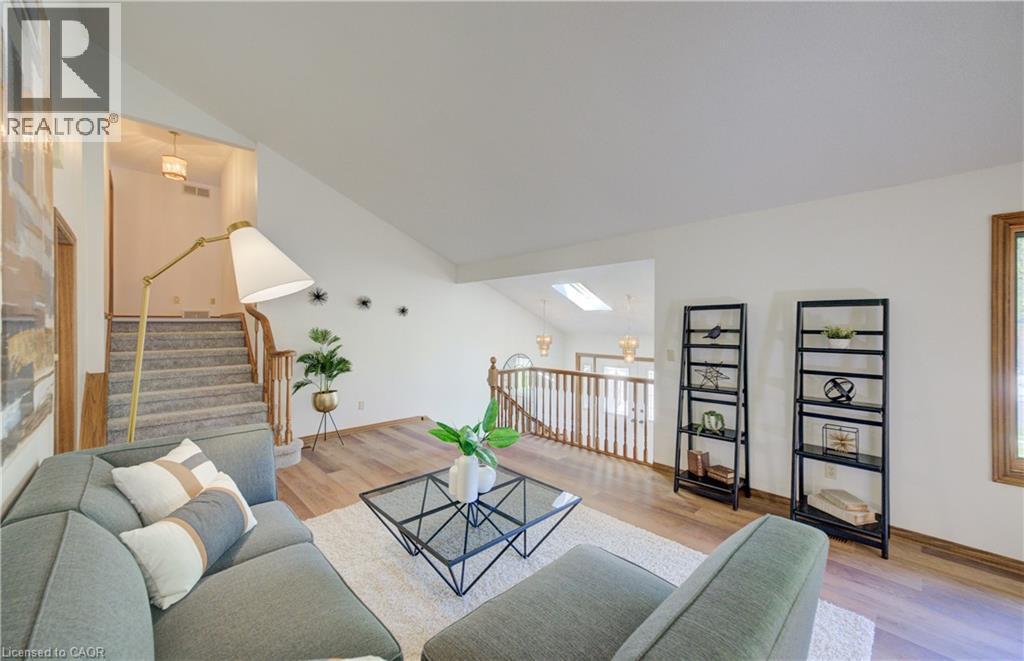 391 Northlake Drive, Waterloo, Ontario  N2V 1W8 - Photo 9 - 40768876